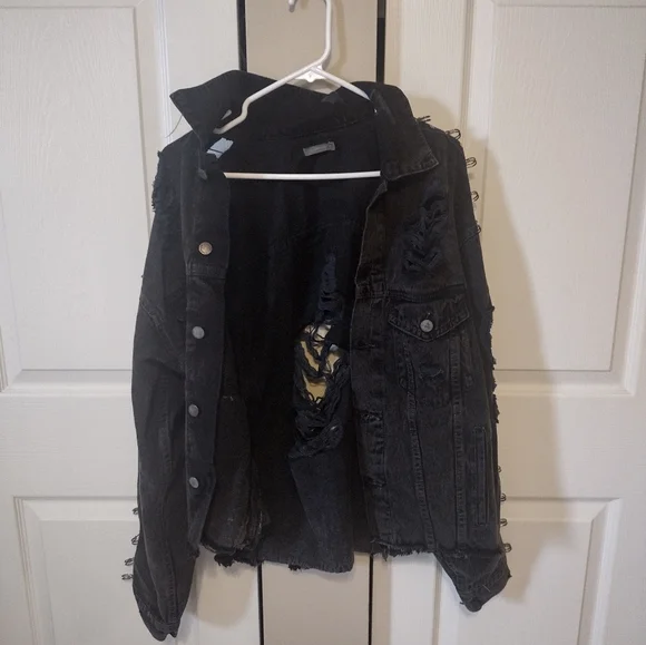 Carmar Audrey Safety Pin Sleeve Shredded Black Denim Jacket - Picture 7 of 10